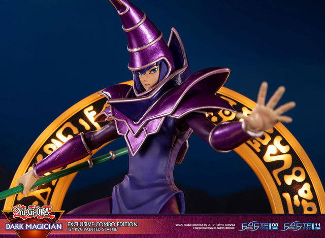 Yu-Gi-Oh! – Dark Magician (Exclusive Combo Edition)  (launchphoto_dmpurple_ex-27_1.jpg)