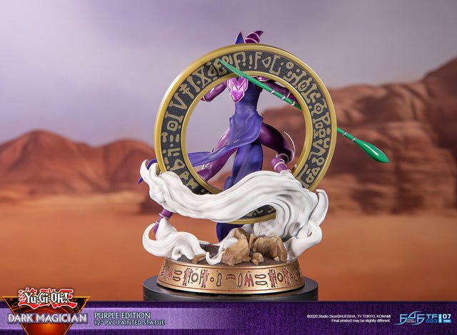 Yu-Gi-Oh! – Dark Magician (Standard Purple Edition)  (launchphoto_dmpurple_st-04.jpg)