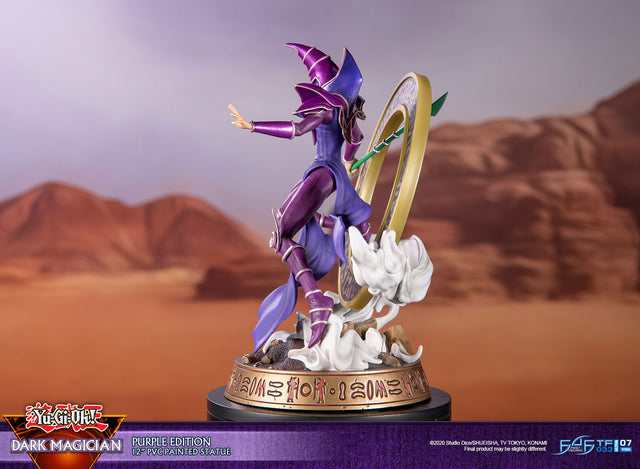Yu-Gi-Oh! – Dark Magician (Standard Purple Edition)  (launchphoto_dmpurple_st-06.jpg)