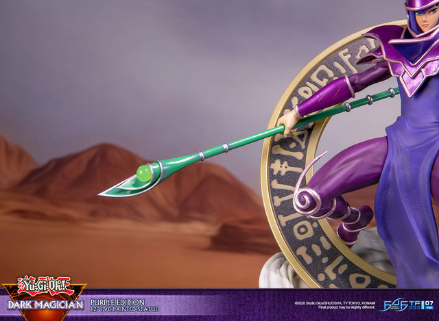 Yu-Gi-Oh! – Dark Magician (Standard Purple Edition)  (launchphoto_dmpurple_st-19.jpg)