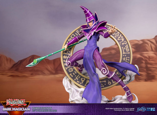 Yu-Gi-Oh! – Dark Magician (Standard Purple Edition)  (launchphoto_dmpurple_st-20.jpg)