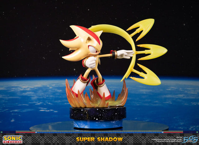 Sonic the Hedgehog™ – Super Shadow (Standard Edition)  (launchphoto_supershadow_stn_03.jpg)