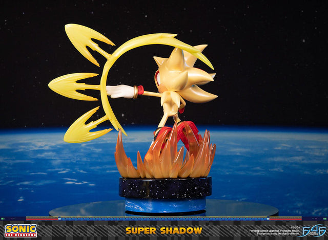 Sonic the Hedgehog™ – Super Shadow (Standard Edition)  (launchphoto_supershadow_stn_07.jpg)