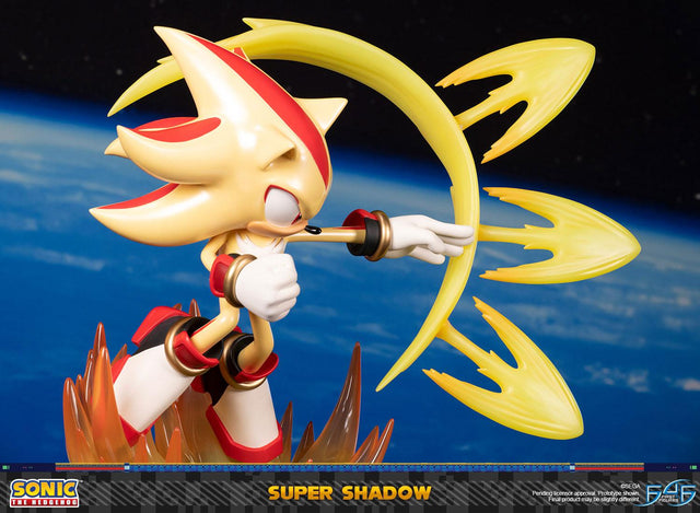 Sonic the Hedgehog™ – Super Shadow (Standard Edition)  (launchphoto_supershadow_stn_12.jpg)