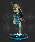 The Legend of Zelda™: Breath of the Wild – Link (Exclusive Edition) (link_f4fweb-1480x1600_1.jpg)