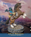 The Legend of Zelda™: Breath of The Wild - Link on Horseback (Exclusive Edition) (linkonhorseback_ex_07.jpg)