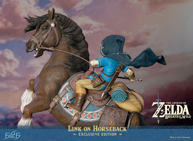 The Legend of Zelda™: Breath of The Wild - Link on Horseback (Exclusive Edition) (linkonhorseback_ex_13.jpg)