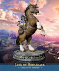 The Legend of Zelda™: Breath of The Wild - Link on Horseback (Exclusive Edition) (linkonhorseback_st_00.jpg)