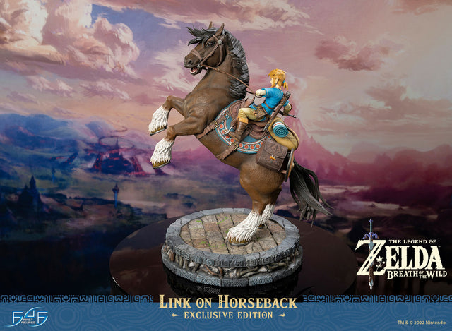 The Legend of Zelda™: Breath of The Wild - Link on Horseback (Exclusive Edition) (linkonhorseback_st_03.jpg)