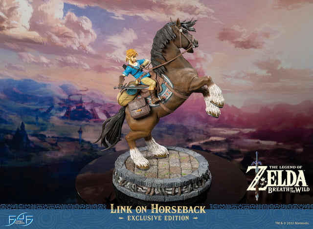 The Legend of Zelda™: Breath of The Wild - Link on Horseback (Exclusive Edition) (linkonhorseback_st_07.jpg)