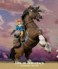 The Legend of Zelda™: Breath of The Wild - Link on Horseback (Standard Edition) (linkonhorseback_st_10_1.jpg)