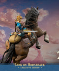 The Legend of Zelda™: Breath of The Wild - Link on Horseback (Exclusive Edition) (linkonhorseback_st_14.jpg)