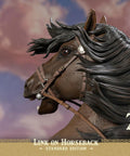 The Legend of Zelda™: Breath of The Wild - Link on Horseback (Standard Edition) (linkonhorseback_st_24_2.jpg)