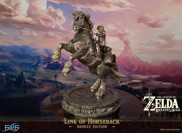 The Legend of Zelda™: Breath of The Wild - Link on Horseback (Bronze Edition) (linkonhorseback_var_02_1.jpg)
