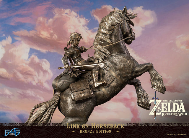 The Legend of Zelda™: Breath of The Wild - Link on Horseback (Bronze Edition) (linkonhorseback_var_12_1.jpg)
