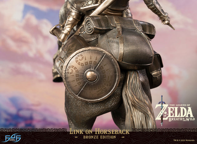 The Legend of Zelda™: Breath of The Wild - Link on Horseback (Bronze Edition) (linkonhorseback_var_17_1.jpg)