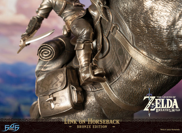The Legend of Zelda™: Breath of The Wild - Link on Horseback (Bronze Edition) (linkonhorseback_var_20_1.jpg)