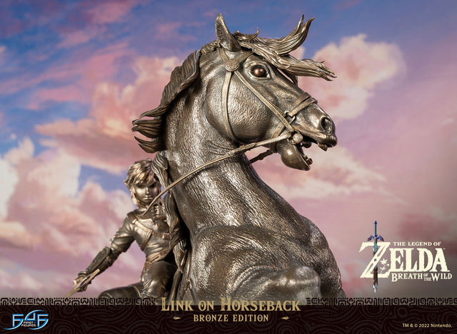 The Legend of Zelda™: Breath of The Wild - Link on Horseback (Bronze Edition) (linkonhorseback_var_22_1.jpg)