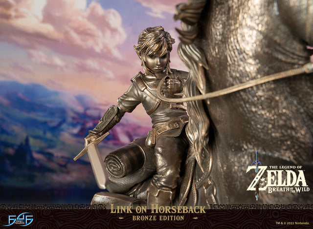 The Legend of Zelda™: Breath of The Wild - Link on Horseback (Bronze Edition) (linkonhorseback_var_25_1.jpg)