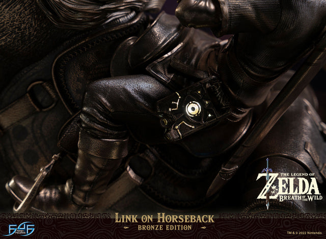 The Legend of Zelda™: Breath of The Wild - Link on Horseback (Bronze Edition) (linkonhorseback_var_29_1.jpg)