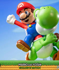 Super Mario – Mario and Yoshi Exclusive Edition (m_y_exc_h-14.jpg)