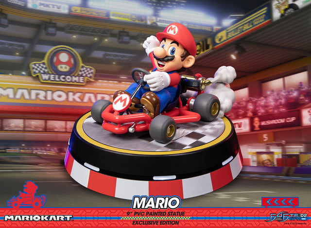 Mario Kart PVC - Exclusive Edition (mariokartex_00.jpg)