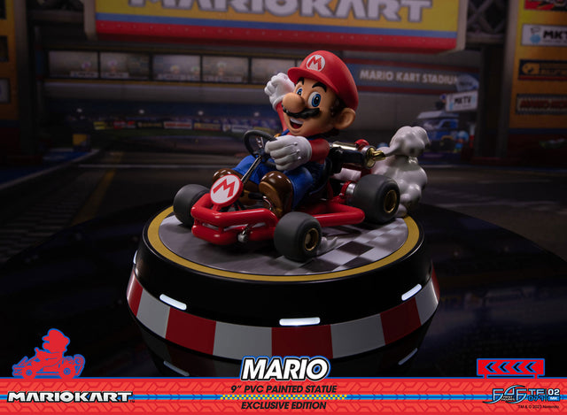 Mario Kart PVC - Exclusive Edition (mariokartex_11.jpg)