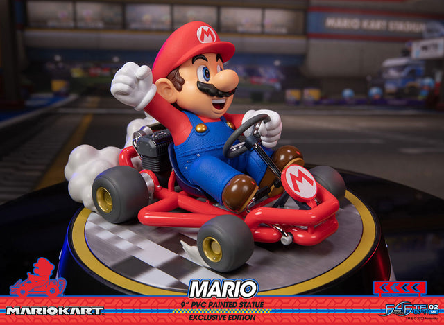 Mario Kart PVC - Exclusive Edition (mariokartex_20.jpg)