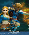 The Legend of Zelda™: Breath of the Wild – Zelda & Link (Master Edition) (master_06.jpg)