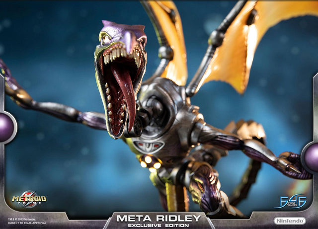 Metroid Prime – Meta Ridley Exclusive Edition (metaridley-exc-h-01.jpg)