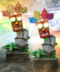 Crash Bandicoot™ - Mini Aku Aku Mask Exclusive Companion Edition (miniakuakumask-2.jpg)