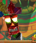Crash Bandicoot™- Mini Aku Aku Mask Combo Companion Edition  (miniakuakumask-combo-h-03.jpg)