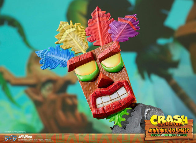 Crash Bandicoot™- Mini Aku Aku Mask Combo Companion Edition  (miniakuakumask-combo-h-07.jpg)