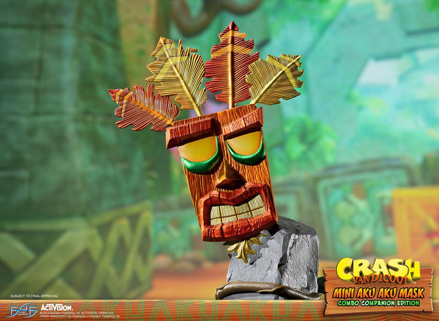 Crash Bandicoot™- Mini Aku Aku Mask Combo Companion Edition  (miniakuakumask-combo-h-16.jpg)