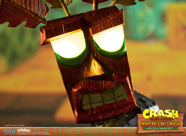 Crash Bandicoot™- Mini Aku Aku Mask Combo Companion Edition  (miniakuakumask-combo-h-21.jpg)