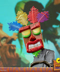 Crash Bandicoot™ - Mini Aku Aku Mask Exclusive Companion Edition (miniakuakumask-exc-h-06.jpg)