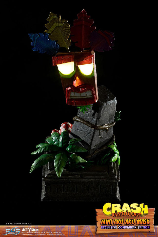 Crash Bandicoot™ - Mini Aku Aku Mask Exclusive Companion Edition (miniakuakumask-exc-v-02.jpg)