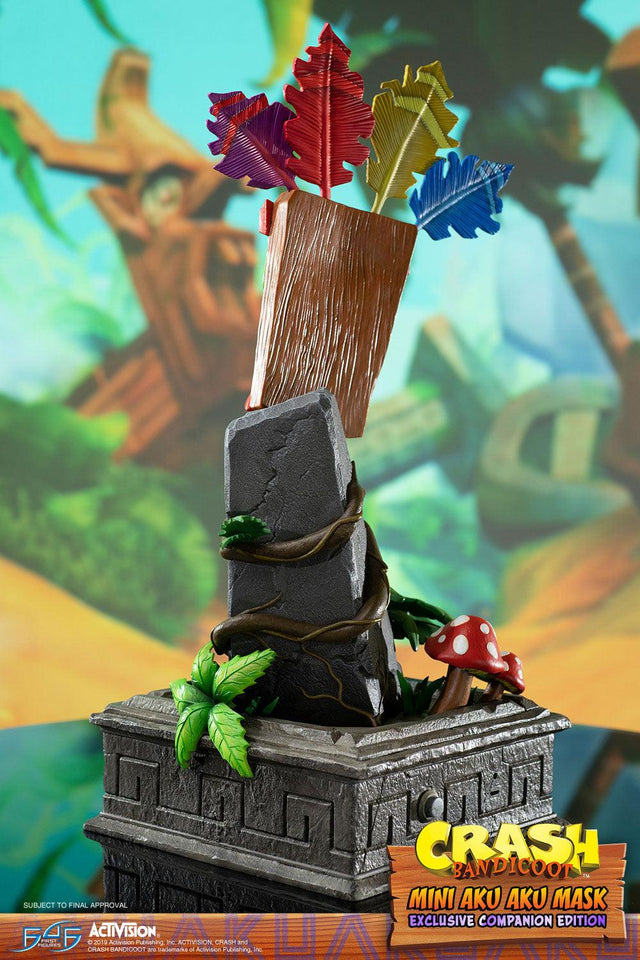 Crash Bandicoot™ - Mini Aku Aku Mask Exclusive Companion Edition (miniakuakumask-exc-v-18.jpg)