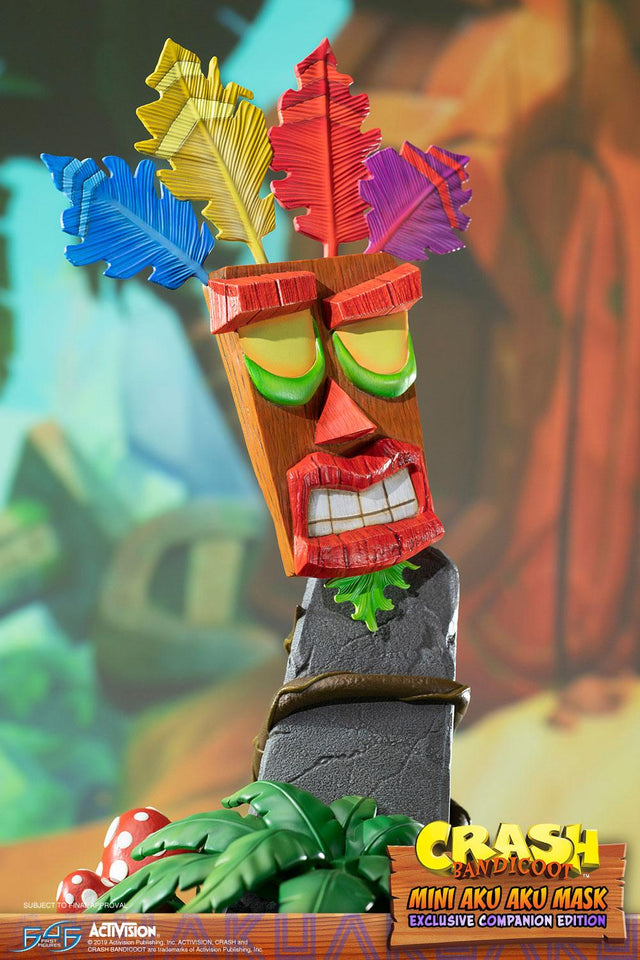 Crash Bandicoot™ - Mini Aku Aku Mask Exclusive Companion Edition (miniakuakumask-exc-v-19.jpg)