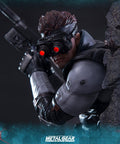 Solid Snake (Exclusive) (_new_snake_exc_horizontal_05.jpg)