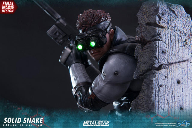 Solid Snake (Exclusive) (_new_snake_exc_horizontal_06.jpg)