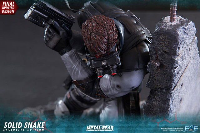 Solid Snake (Exclusive) (_new_snake_exc_horizontal_10.jpg)