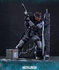 Solid Snake (Exclusive) (_new_snake_exc_horizontal_12.jpg)