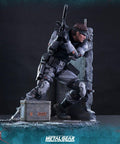 Solid Snake (Exclusive) (_new_snake_exc_horizontal_15.jpg)