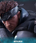 Solid Snake (Exclusive) (_new_snake_exc_horizontal_22.jpg)
