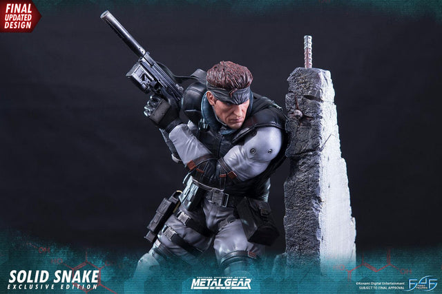 Solid Snake (Exclusive) (_new_snake_exc_horizontal_23.jpg)