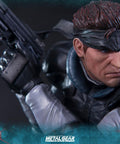 Solid Snake (Exclusive) (_new_snake_exc_horizontal_27.jpg)