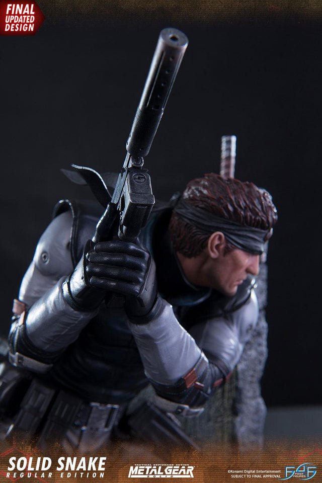 Solid Snake (Regular) (_new_snake_reg_vertical_10_1.jpg)