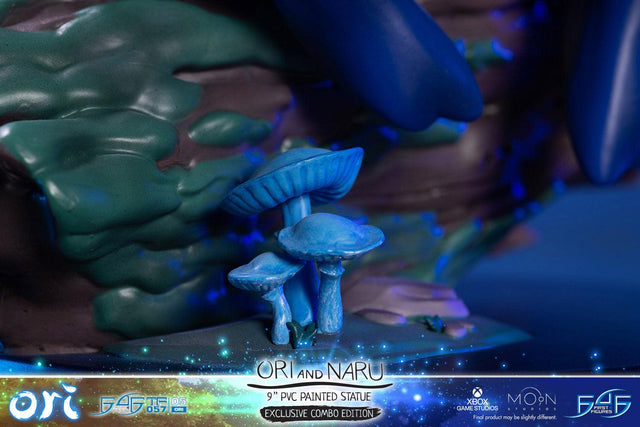 Ori and the Blind Forest™ - Ori and Naru PVC Statue Exclusive Combo Edition  (okinnaru_nightex_14_1.jpg)