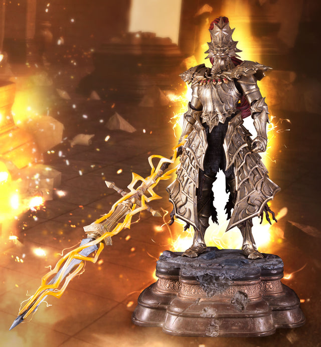 Dragon Slayer Ornstein (Exclusive) (ornsteinresin-2.jpg)